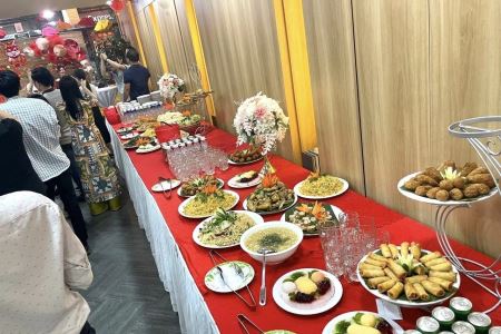 Khai xuân tiệc Buffet 120 khách Quận 1